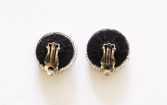 LUNGI CLIP-ON EARRINGS