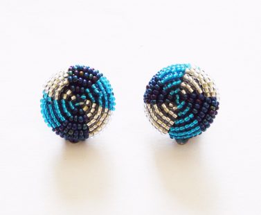 LUNGI CLIP-ON EARRINGS