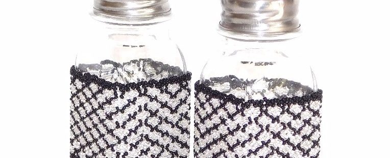 BEADED SALT & PEPPER SET