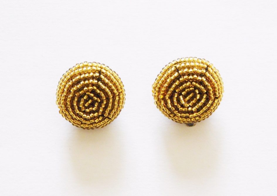 LUNGI CLIP-ON EARRINGS