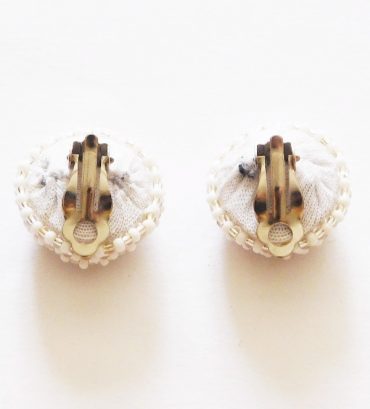 LUNGI CLIP-ON EARRINGS