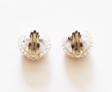 LUNGI CLIP-ON EARRINGS