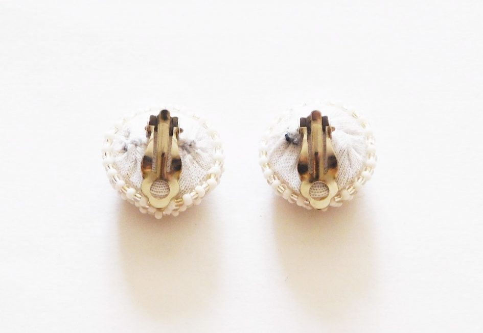 LUNGI CLIP-ON EARRINGS