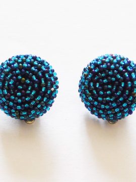 LUNGI CLIP-ON EARRINGS