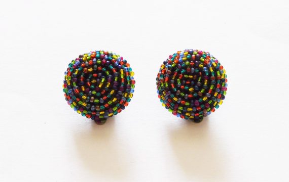 LUNGI CLIP-ON EARRINGS