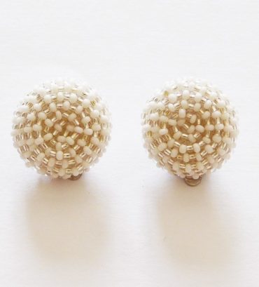 LUNGI CLIP-ON EARRINGS