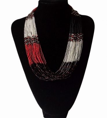 FIKILE NECKLACE