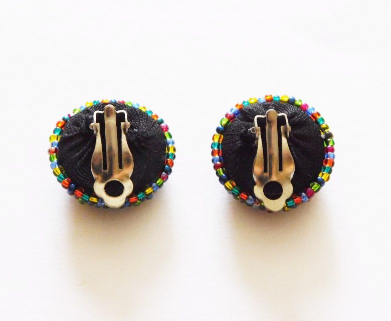 LUNGI CLIP-ON EARRINGS