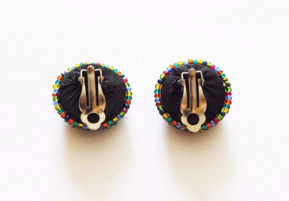 LUNGI CLIP-ON EARRINGS