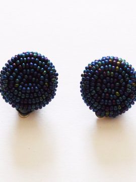 LUNGI CLIP-ON EARRINGS