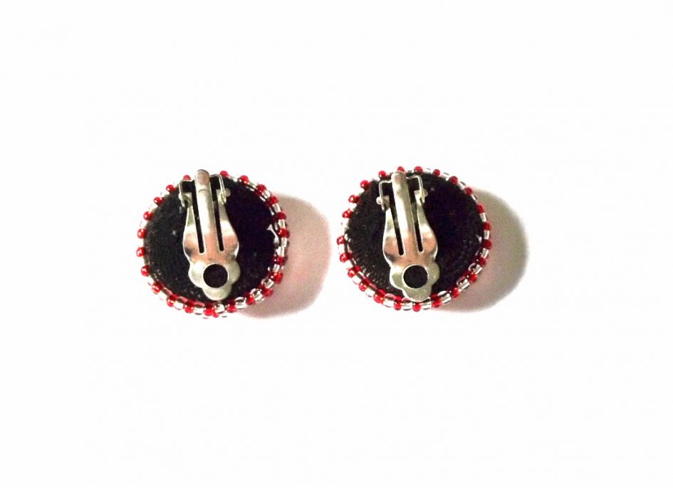 LUNGI CLIP-ON EARRINGS