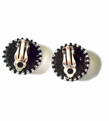 LUNGI CLIP-ON EARRINGS