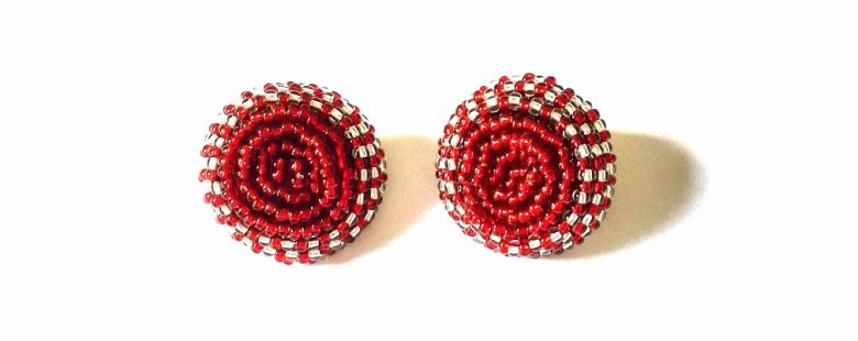 LUNGI CLIP-ON EARRINGS