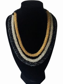 THOMBI CROCHET NECKLACE