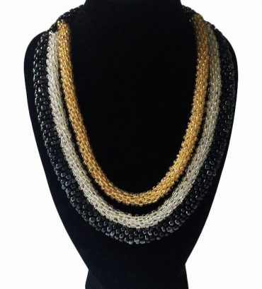 THOMBI CROCHET NECKLACE