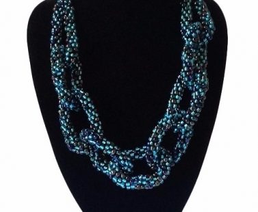 NOMSA CROCHET NECKLACE