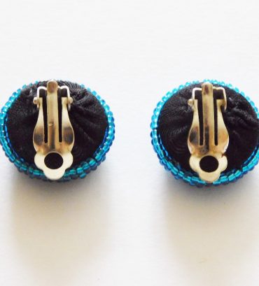 LUNGI CLIP-ON EARRINGS